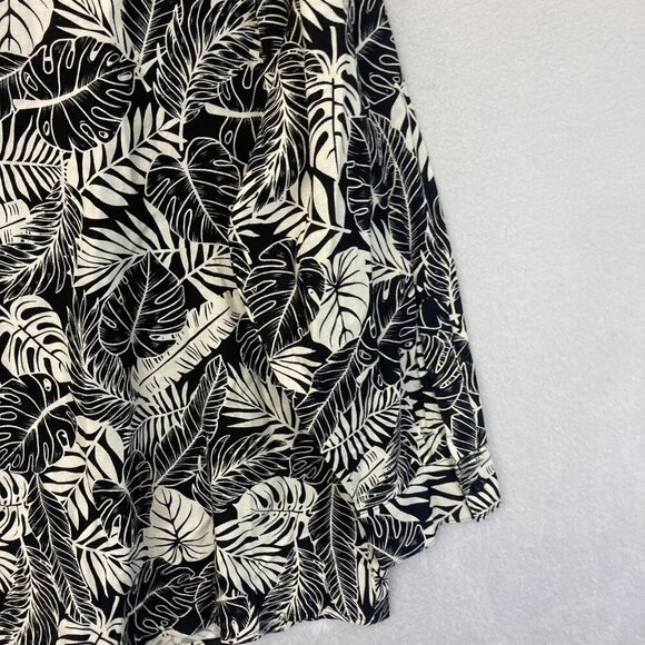 Calvin Klein Roll Tab Linen Blend Button Up Shirt Women's Size 2X Black Tropical - Picture 12 of 14